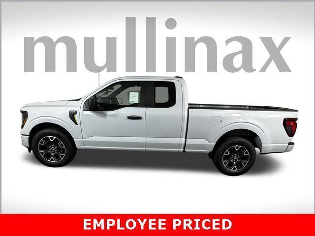 new 2025 Ford F-150 car, priced at $39,702