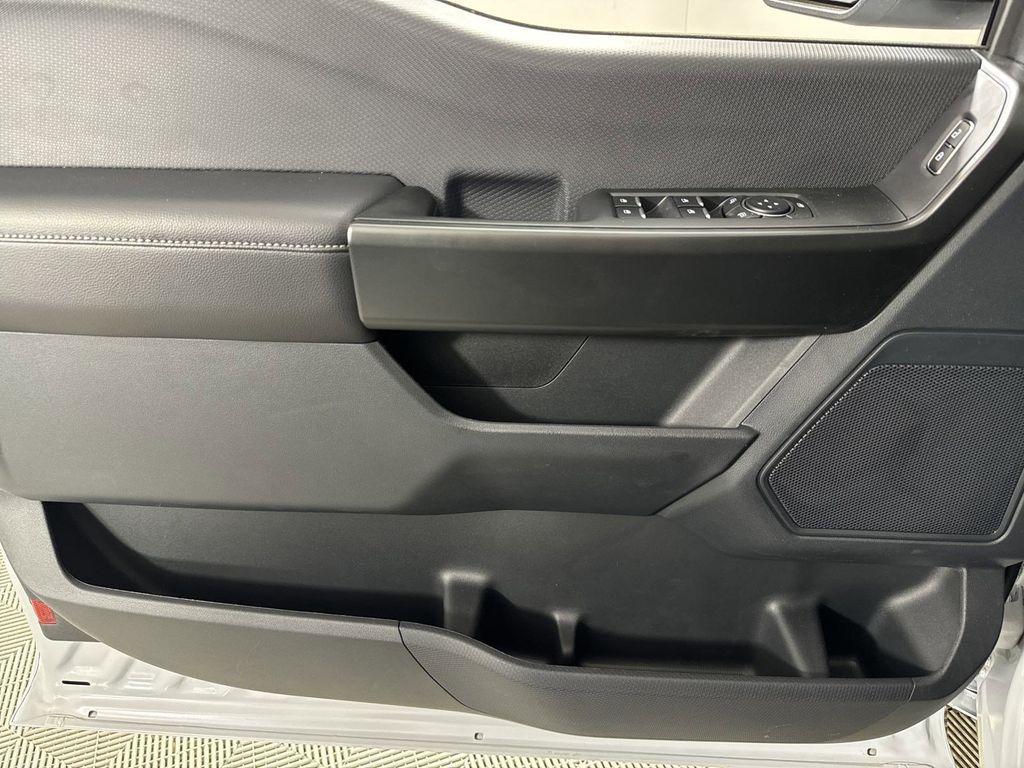 new 2025 Ford F-150 car, priced at $39,702