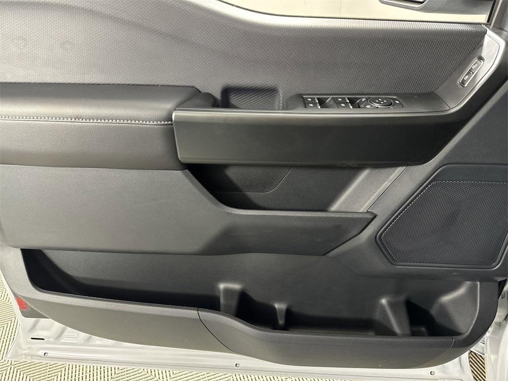 new 2025 Ford F-150 car, priced at $42,202