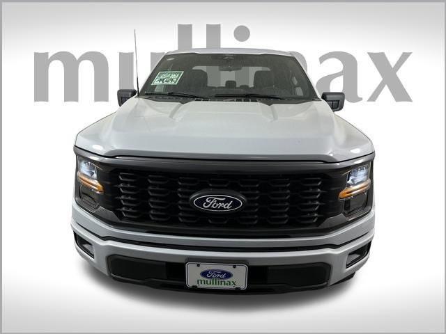 new 2025 Ford F-150 car, priced at $42,202