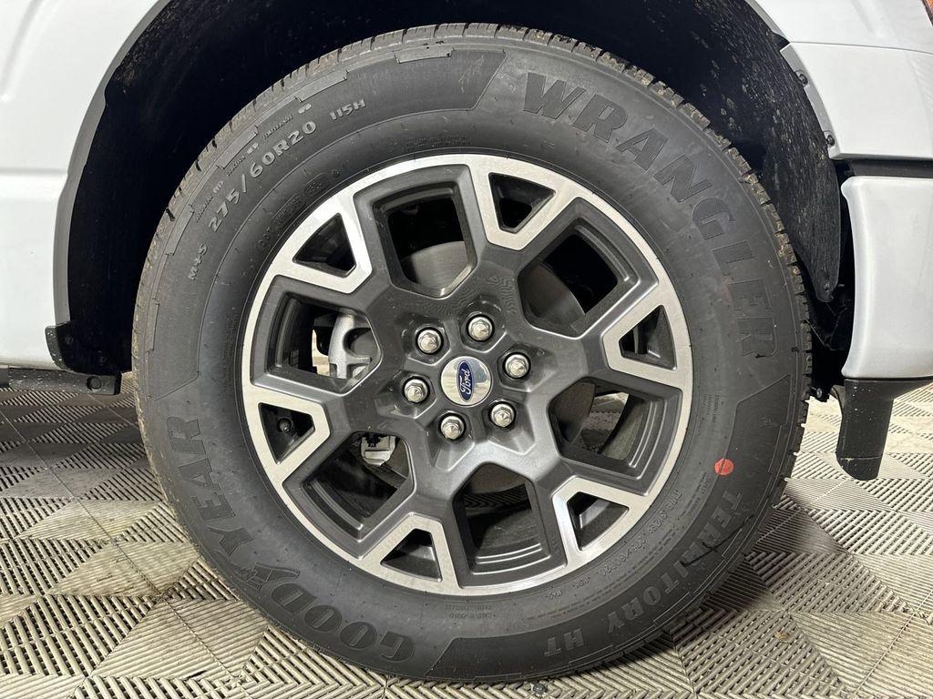 new 2025 Ford F-150 car, priced at $39,702
