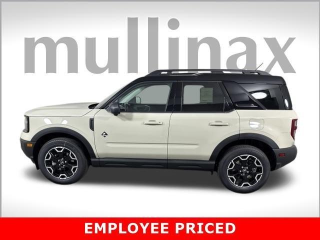 new 2025 Ford Bronco Sport car, priced at $36,280