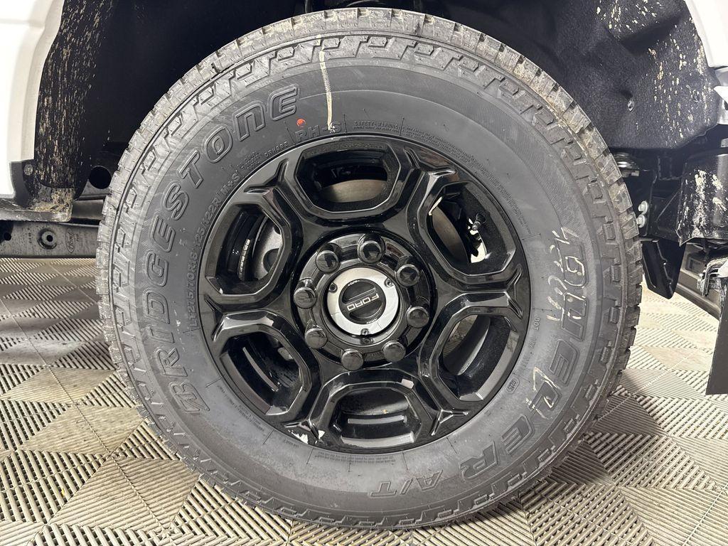 new 2025 Ford F-250 car, priced at $65,668