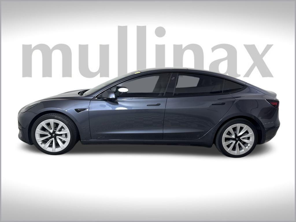 used 2022 Tesla Model 3 car, priced at $21,000
