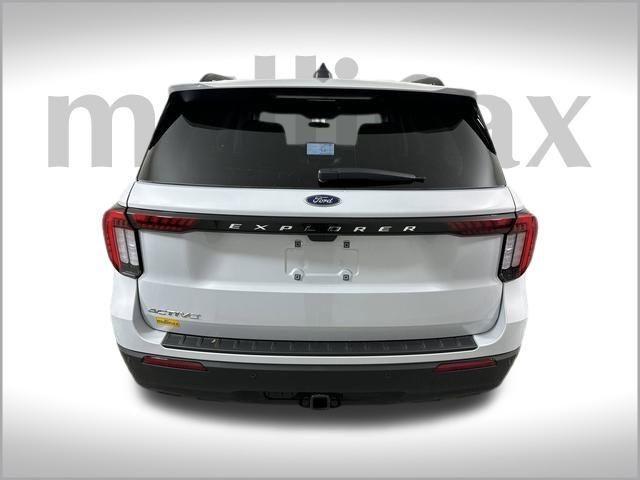 new 2025 Ford Explorer car, priced at $37,101