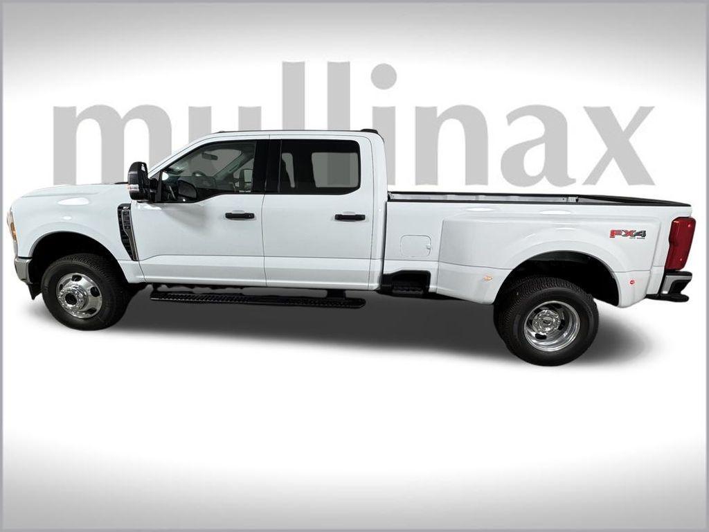 new 2026 Ford F-350 car, priced at $64,594