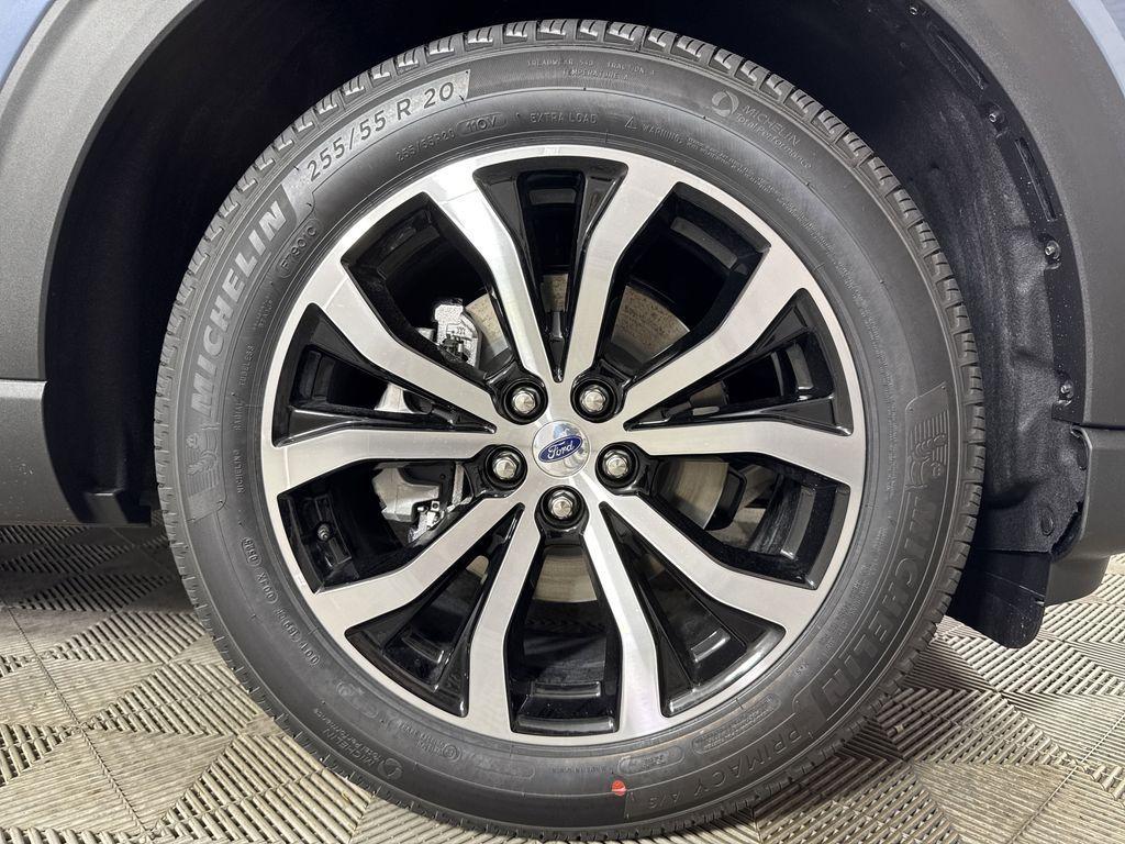 new 2025 Ford Explorer car, priced at $43,393