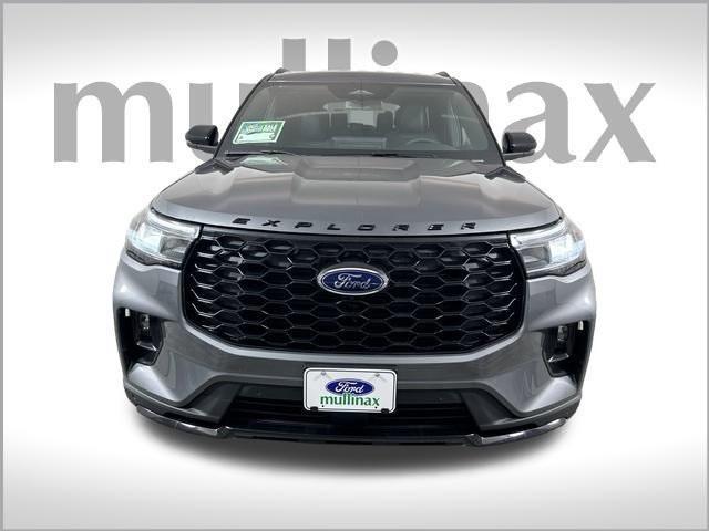 new 2025 Ford Explorer car, priced at $47,068