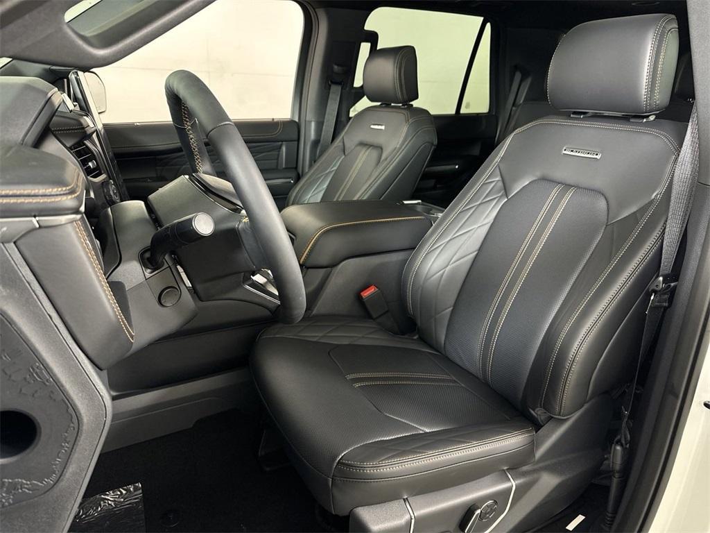 new 2024 Ford Expedition car, priced at $79,040