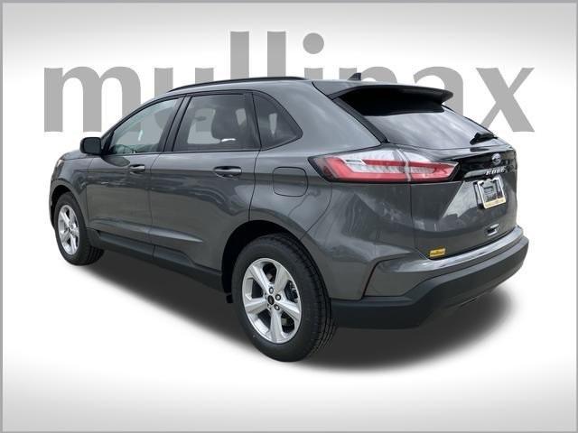 new 2024 Ford Edge car, priced at $33,030