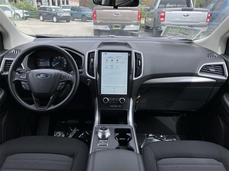 new 2024 Ford Edge car, priced at $33,030