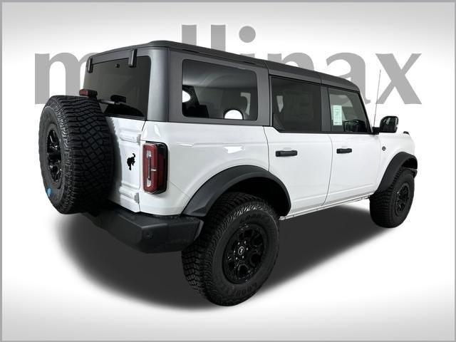 new 2024 Ford Bronco car, priced at $59,381