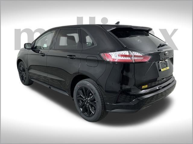 new 2024 Ford Edge car, priced at $32,355