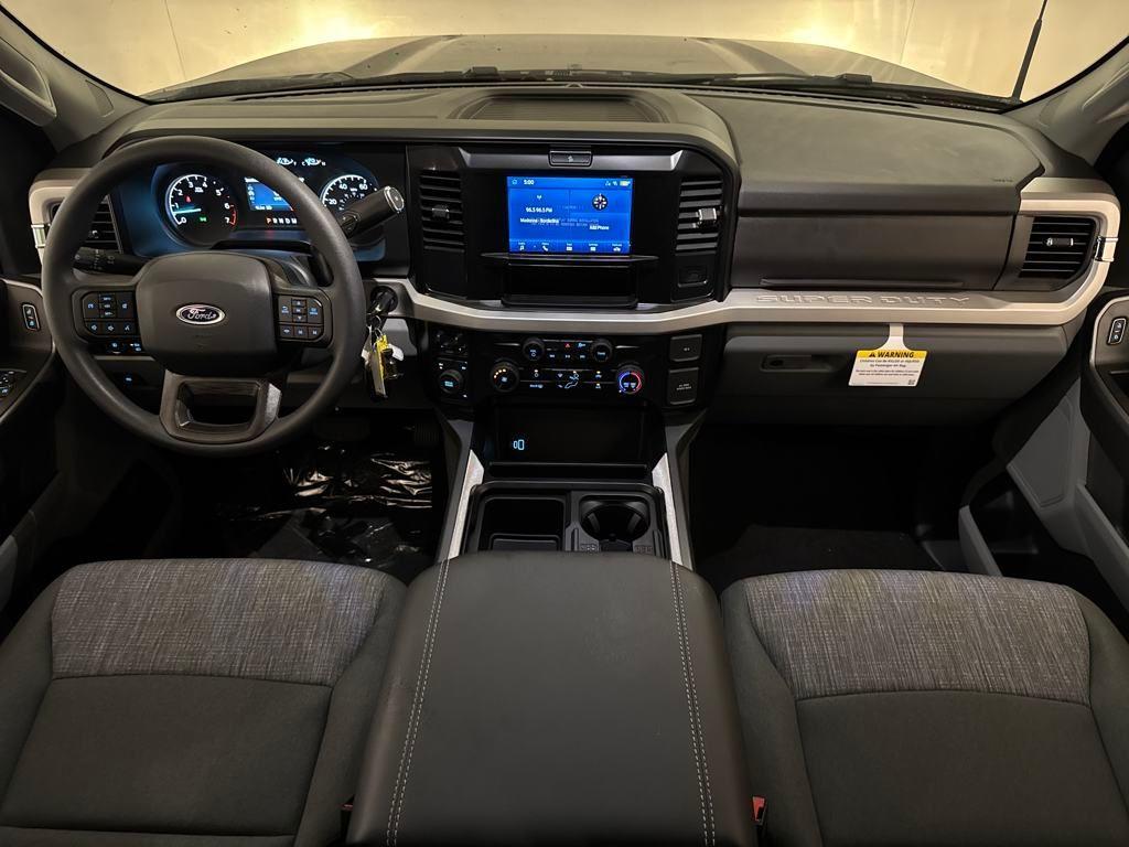 new 2025 Ford F-350 car, priced at $60,306