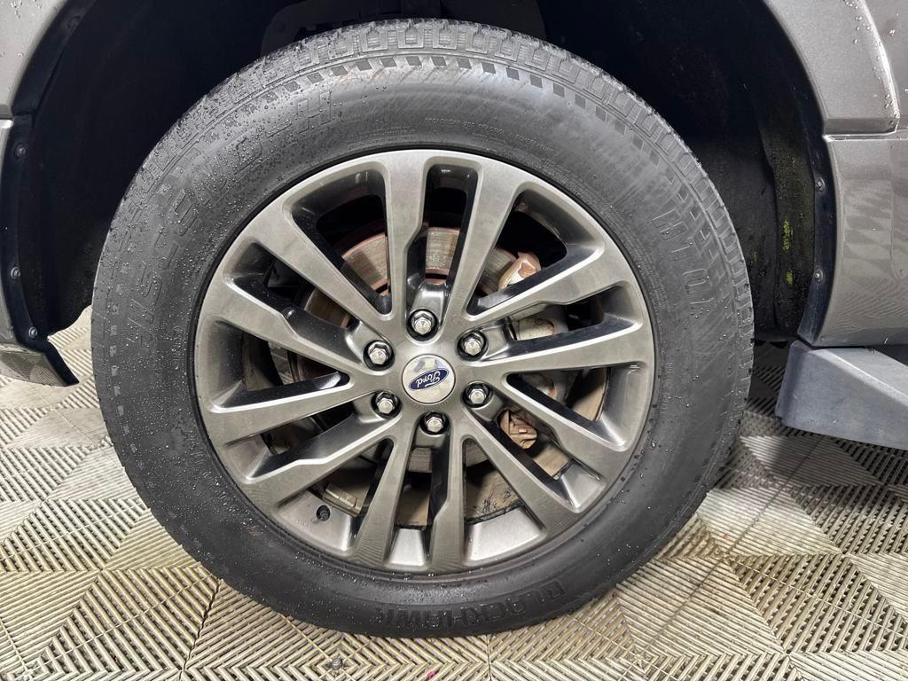 used 2017 Ford Expedition car, priced at $15,900