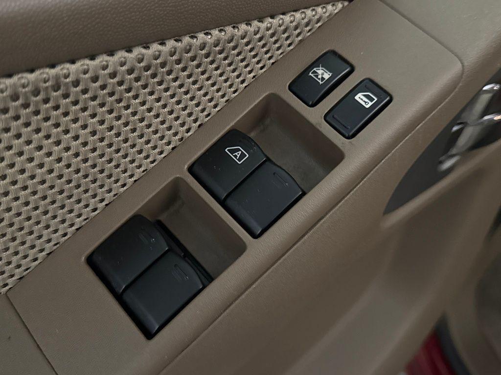 used 2007 Nissan Frontier car, priced at $8,900