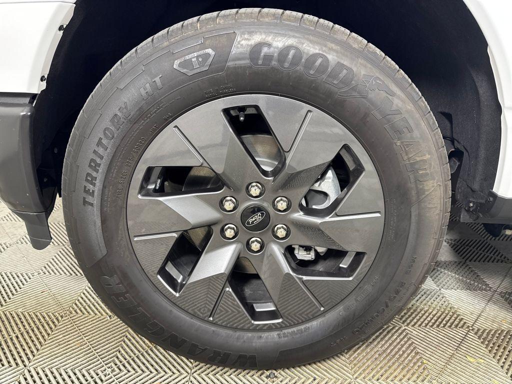 used 2025 Ford F-150 Lightning car, priced at $47,000