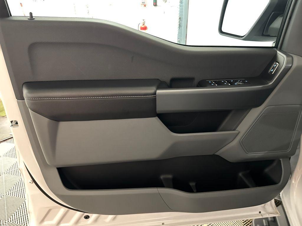 used 2025 Ford F-150 Lightning car, priced at $47,000