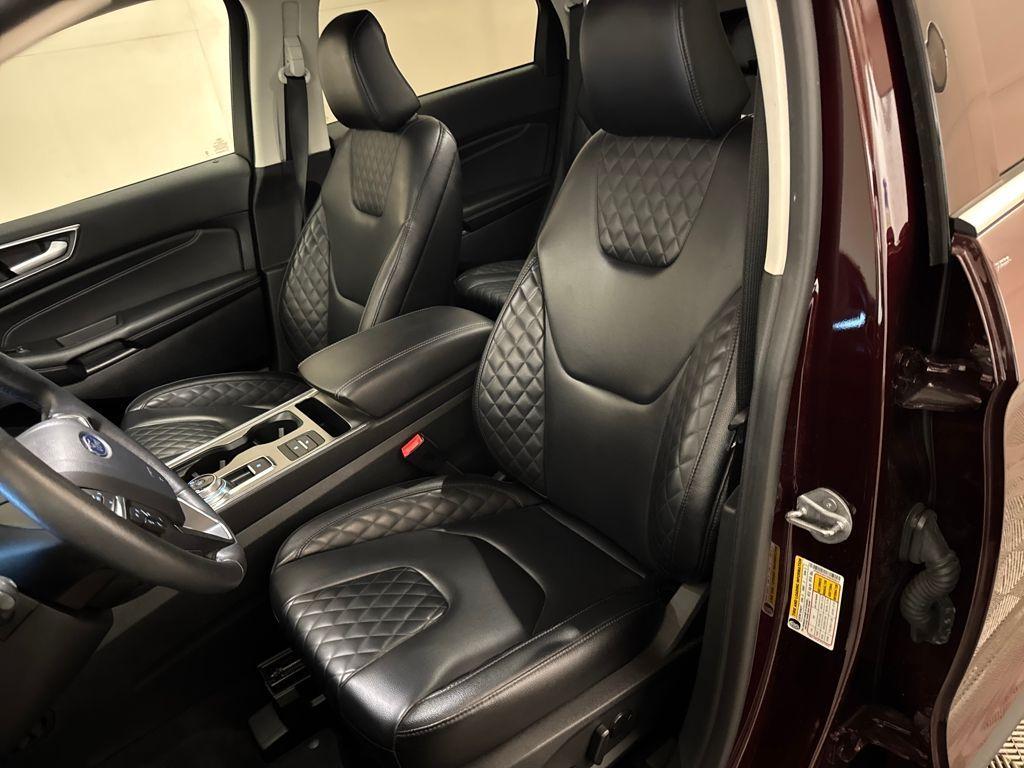 used 2024 Ford Edge car, priced at $28,500