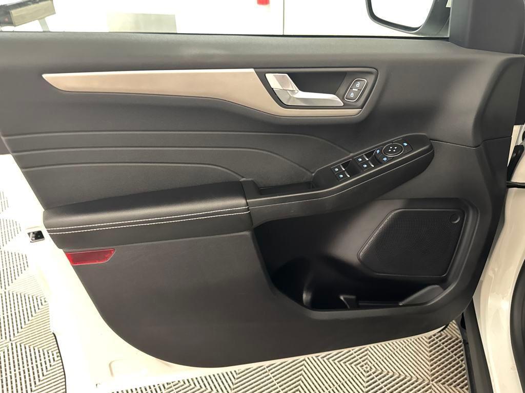 used 2022 Ford Escape car, priced at $21,900