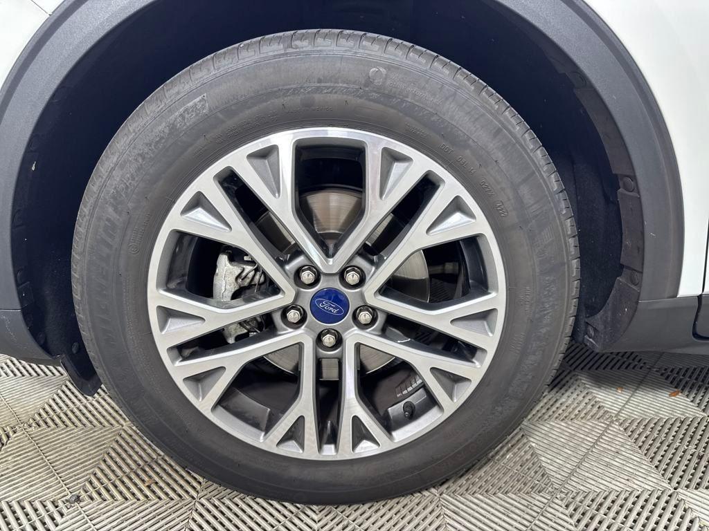 used 2022 Ford Escape car, priced at $21,900
