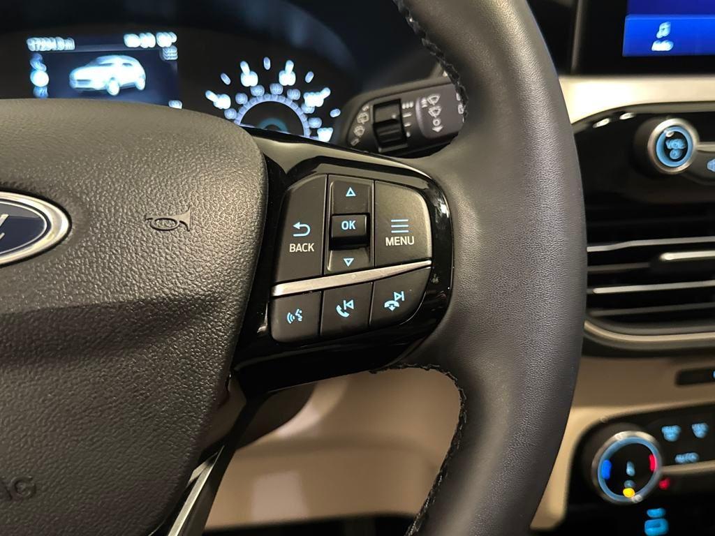 used 2022 Ford Escape car, priced at $21,900