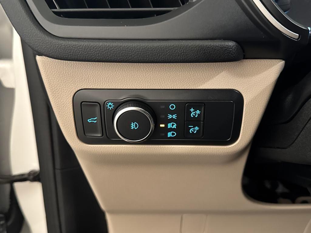 used 2022 Ford Escape car, priced at $21,900