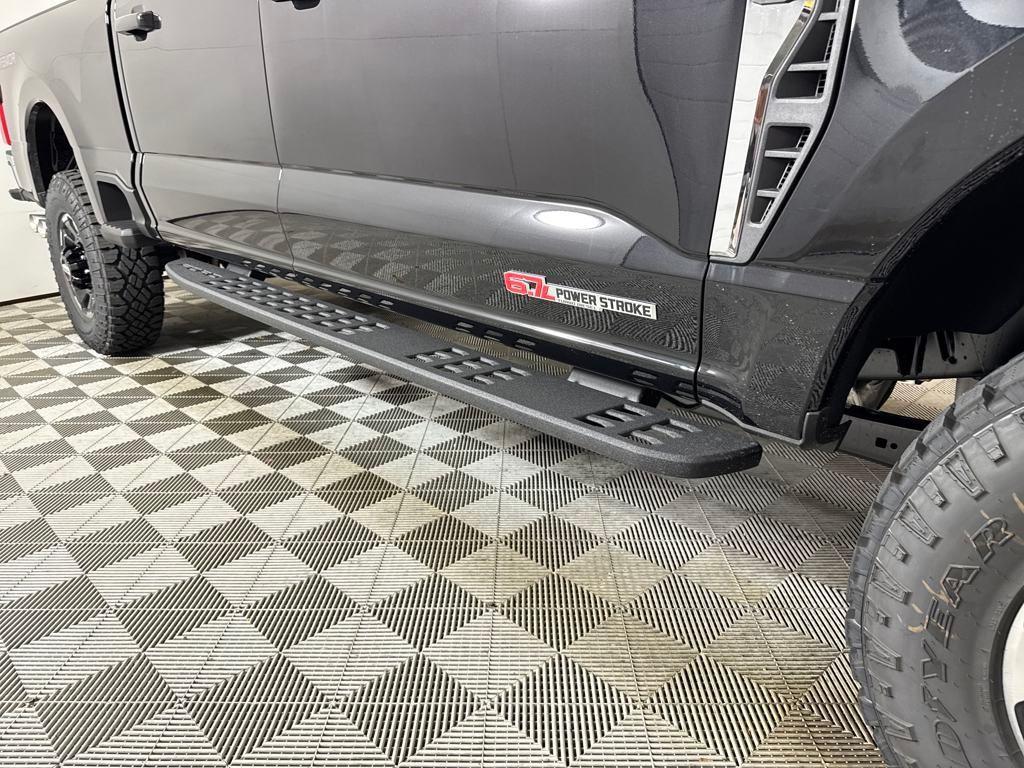 new 2025 Ford F-250 car, priced at $80,008