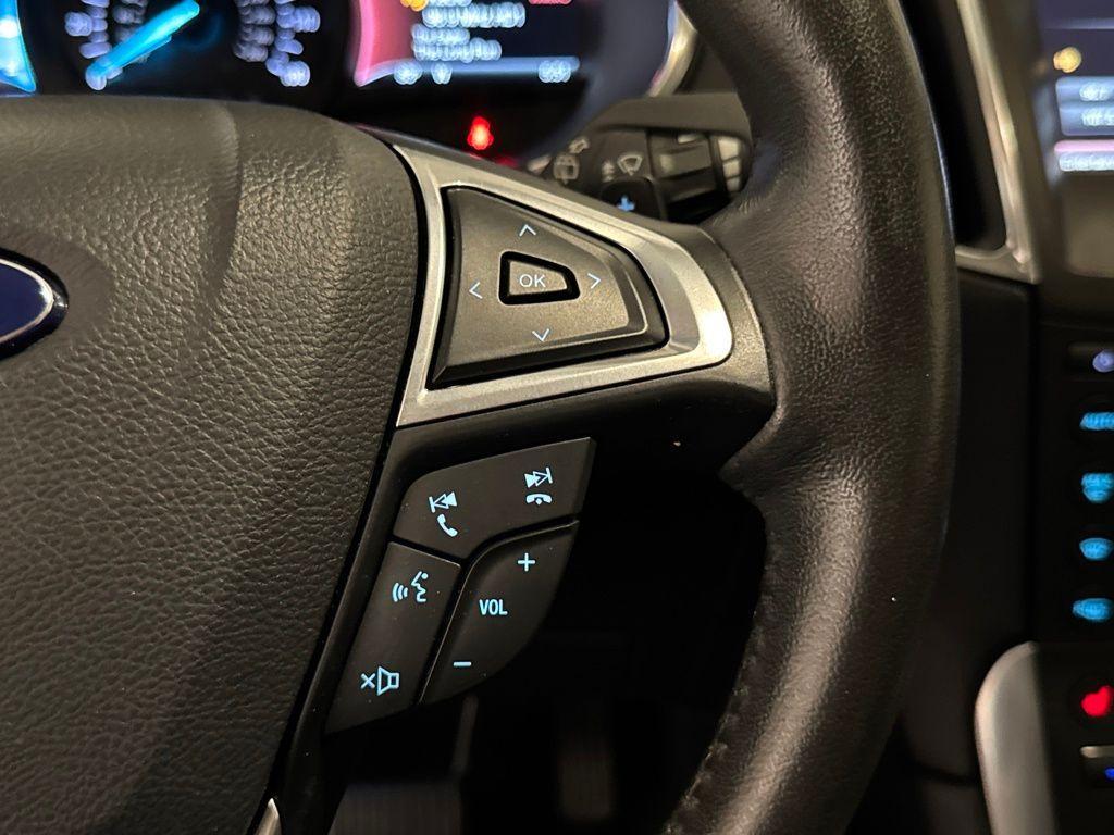 used 2015 Ford Edge car, priced at $11,900