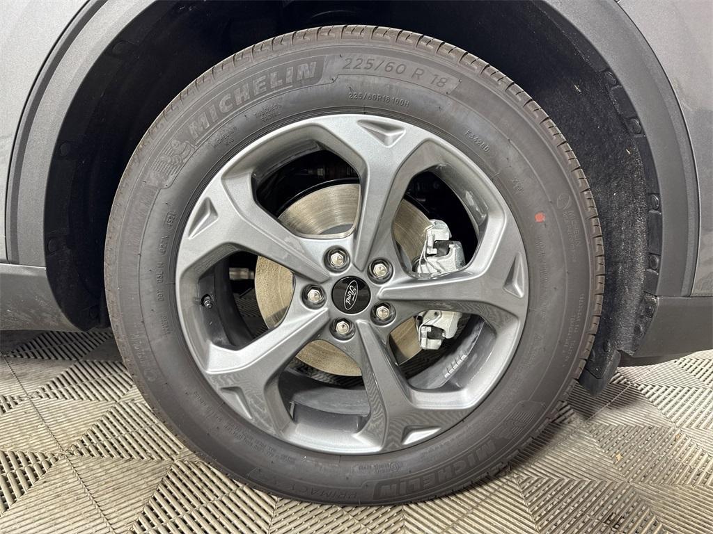new 2025 Ford Escape car, priced at $31,557