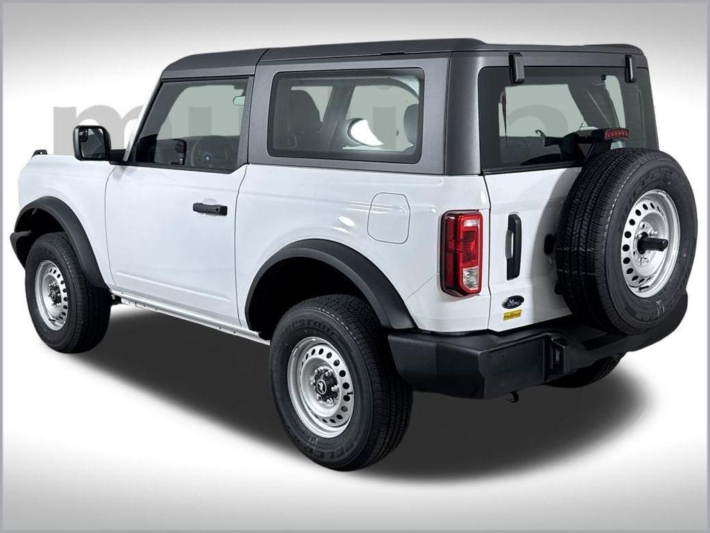new 2025 Ford Bronco car, priced at $40,227