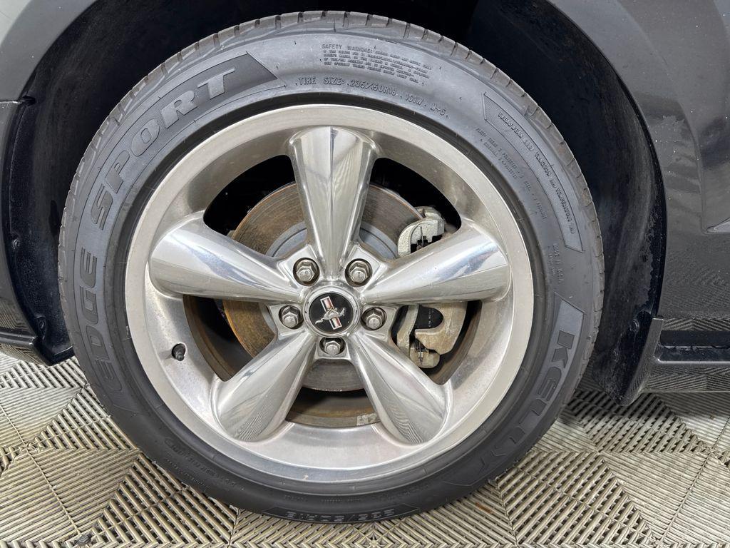 used 2006 Ford Mustang car, priced at $10,200