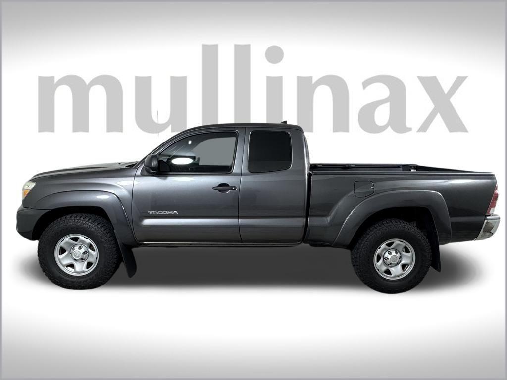 used 2014 Toyota Tacoma car, priced at $16,900