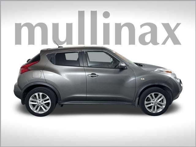 used 2011 Nissan Juke car, priced at $7,000