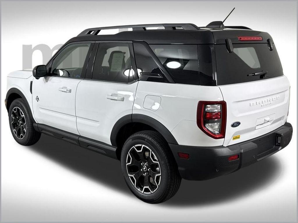 new 2025 Ford Bronco Sport car, priced at $39,143