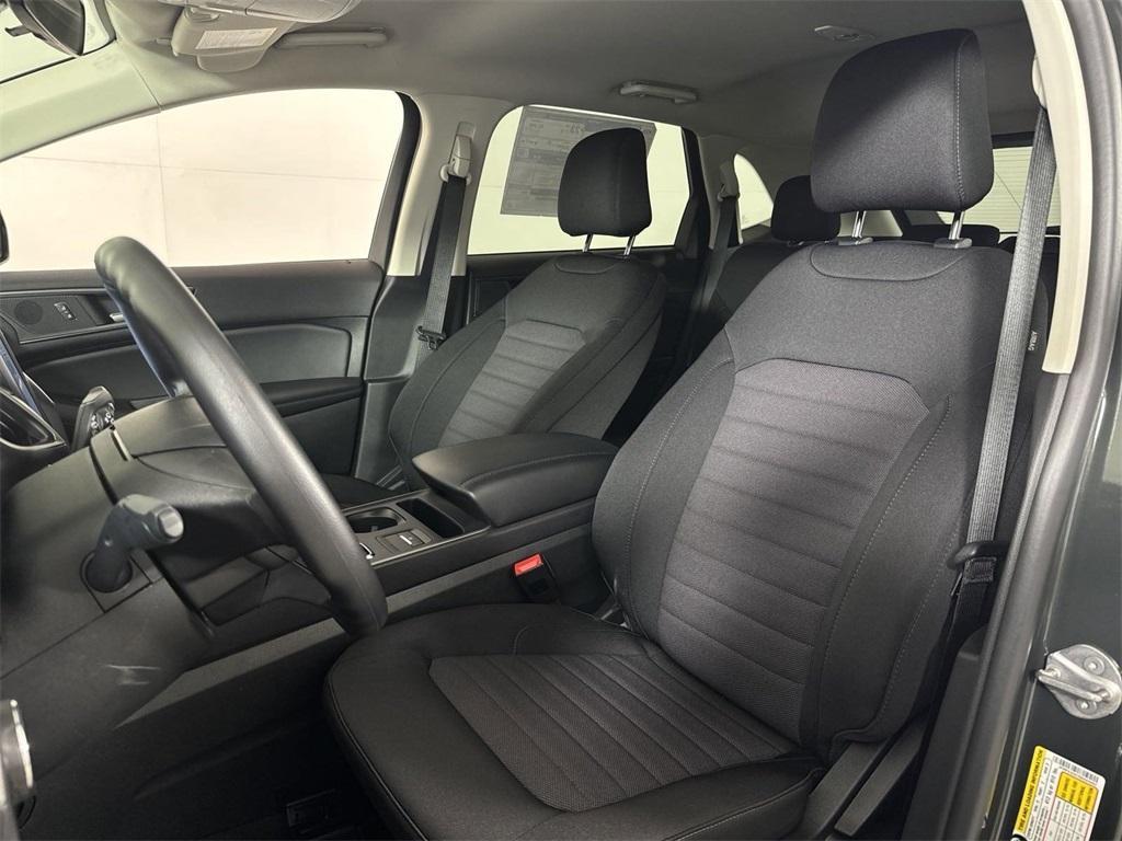 new 2024 Ford Edge car, priced at $36,643