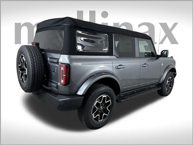 new 2024 Ford Bronco car, priced at $44,033