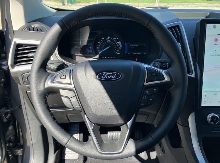 new 2024 Ford Edge car, priced at $32,410