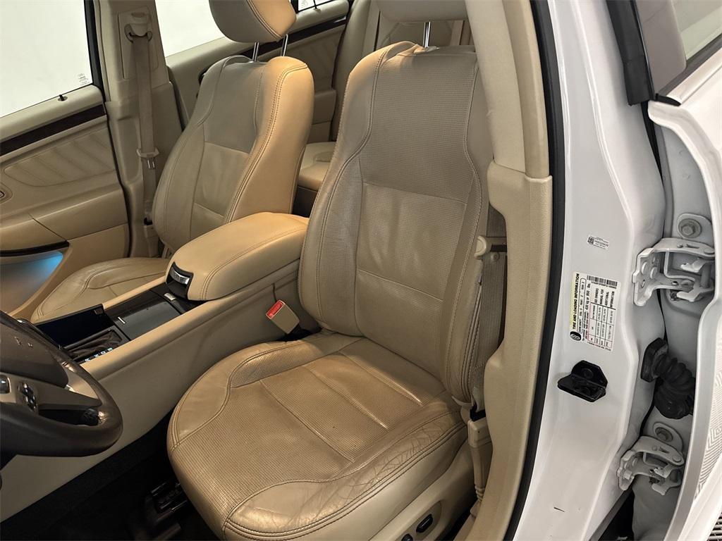 used 2015 Ford Taurus car, priced at $7,900