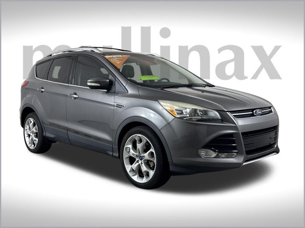 used 2013 Ford Escape car, priced at $9,500