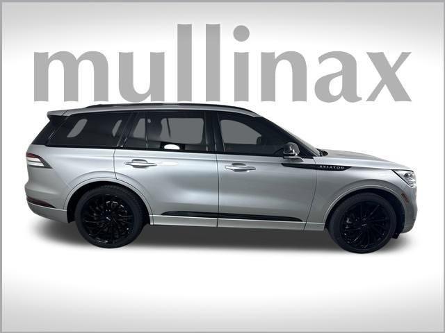 used 2022 Lincoln Aviator car, priced at $40,900