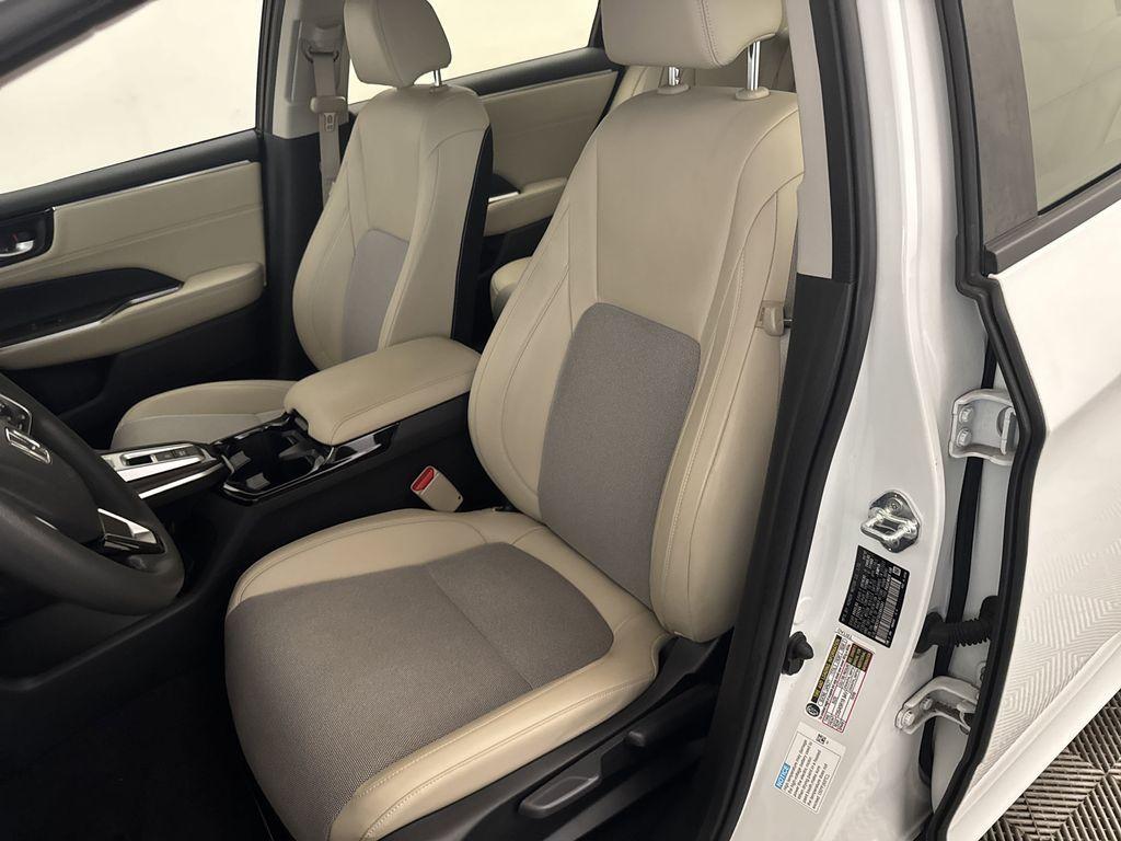 used 2018 Honda Clarity Plug-In Hybrid car, priced at $17,900
