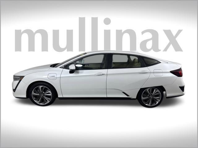 used 2018 Honda Clarity Plug-In Hybrid car, priced at $17,900