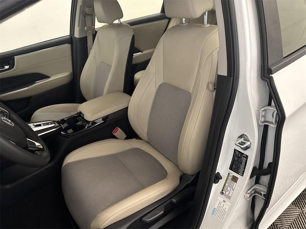 used 2018 Honda Clarity Plug-In Hybrid car, priced at $20,000