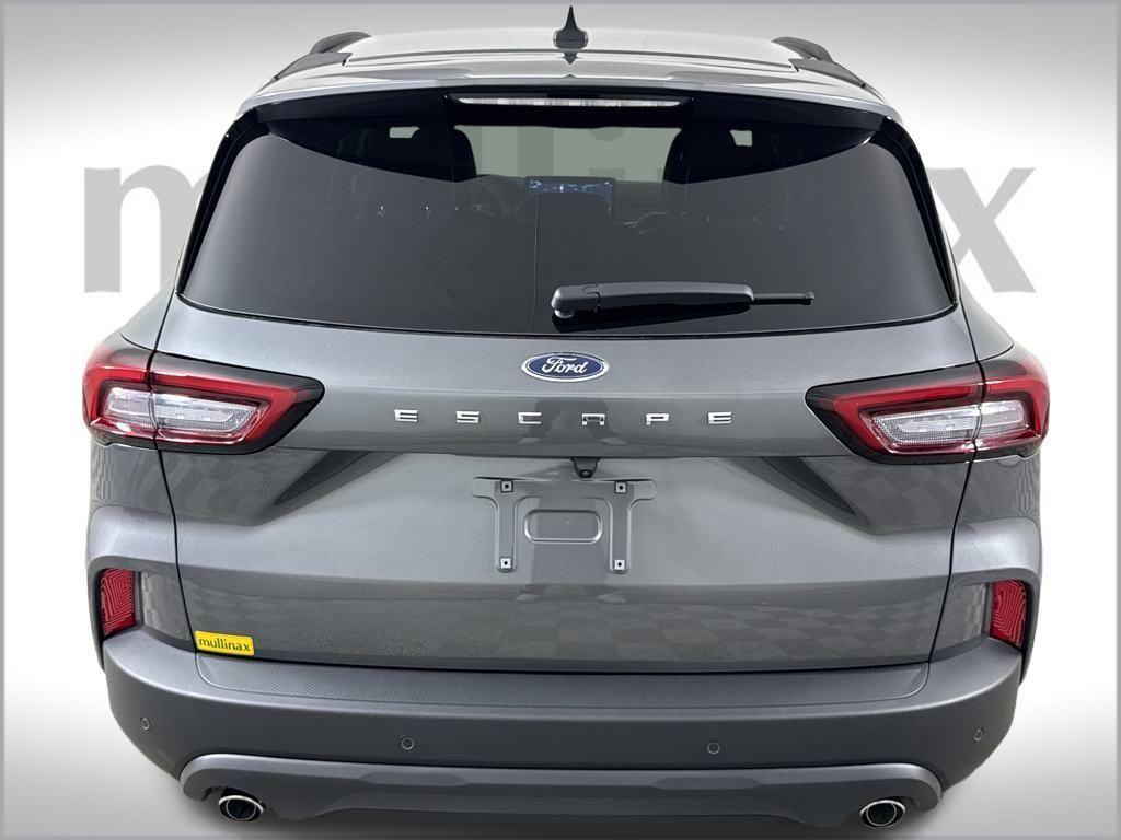 new 2025 Ford Escape car, priced at $28,595