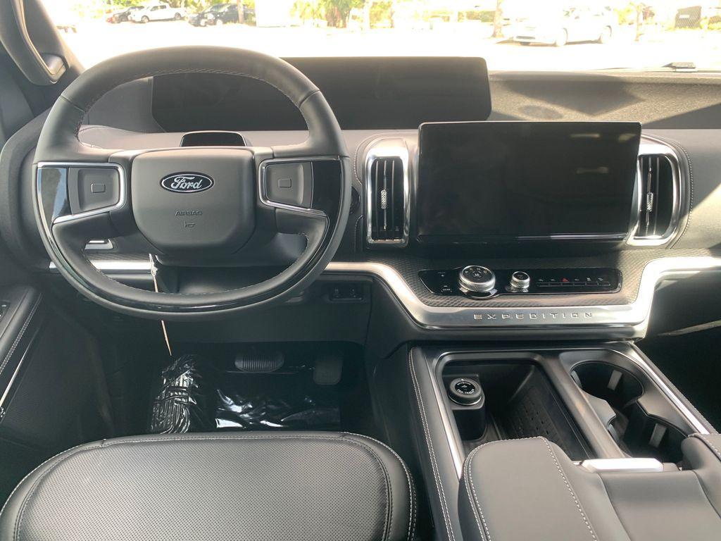 new 2025 Ford Expedition Max car, priced at $81,390