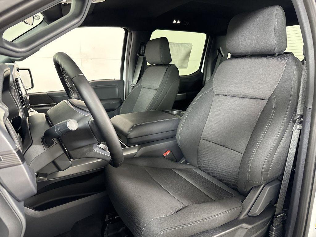 new 2025 Ford F-150 car, priced at $44,674