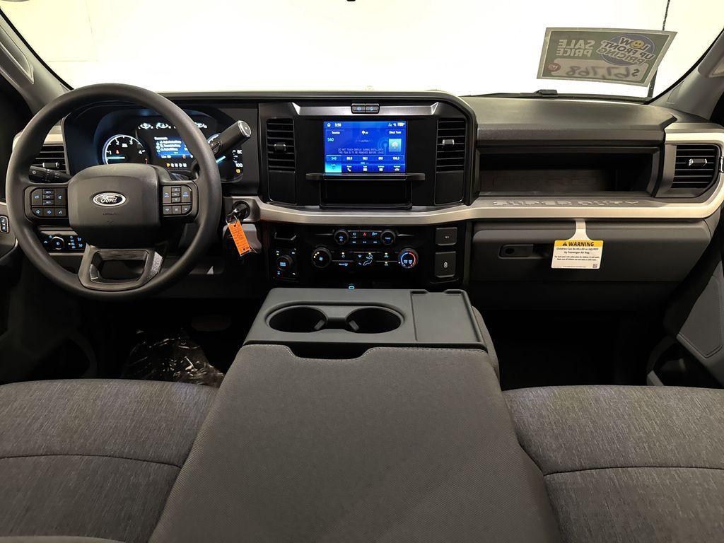 new 2025 Ford F-250 car, priced at $65,668