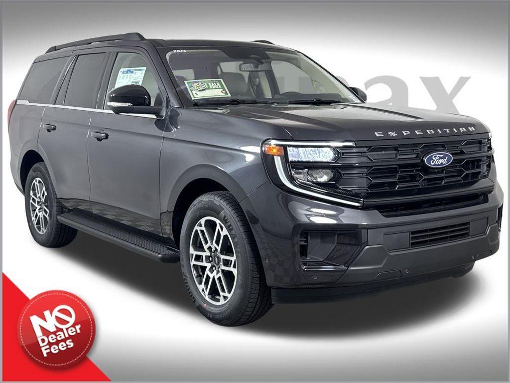new 2025 Ford Expedition car, priced at $66,161
