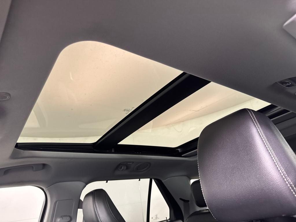 used 2021 Ford Explorer car, priced at $24,900